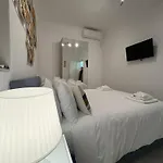 Lux Life 아파트
