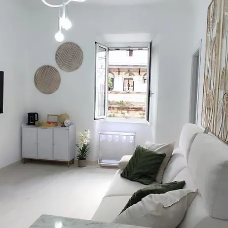 Lux Life Appartamento La Spezia